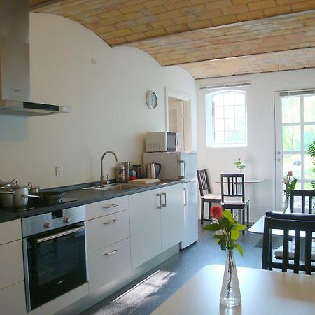 Engelsholm Bed & Breakfast Bredsten  ภายนอก รูปภาพ
